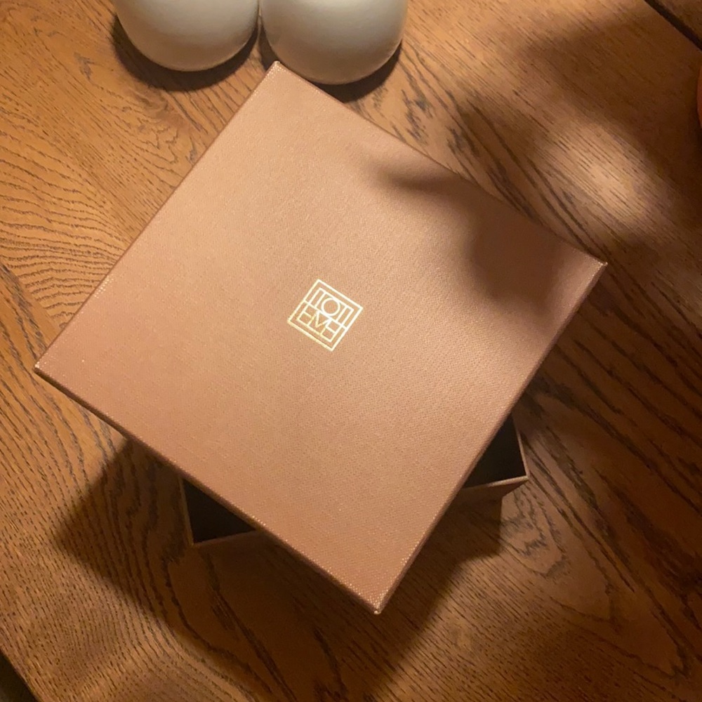 Toteme belt box